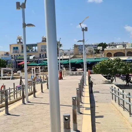 דירה Area